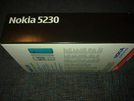 Nokia 5230 - la scatola (laterale)