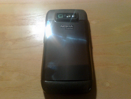 Nokia E71