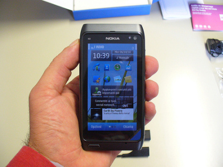 Nokia N8, l'unboxing