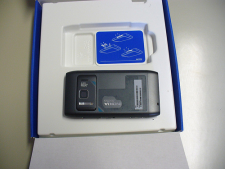 Nokia N8, l'unboxing